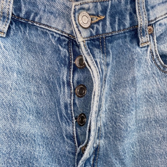 Dynamite High-Waisted Jeans - Picture 3 of 5